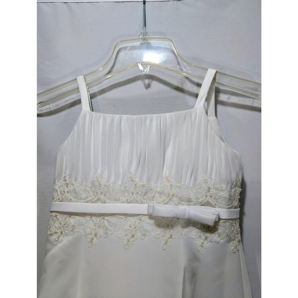 David's Bridal White Satin A Line Flower Girl‎ Dress Size 5 V1248 NWT - Picture 2 of 8